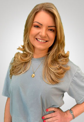 Foto da psicóloga Emanuela Thomé, da Clínica Infance.